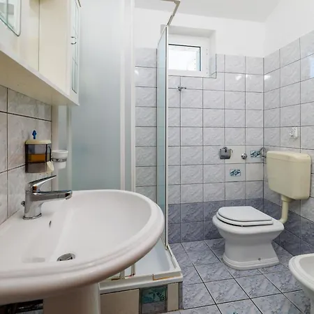 House Marija Apartman *