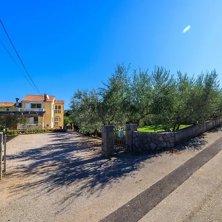 House Marija Apartman