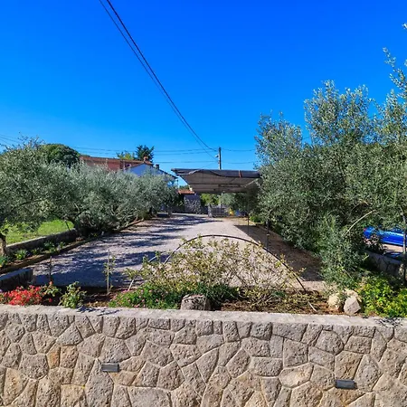 House Marija Apartman *