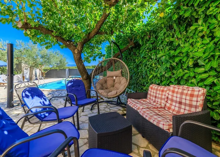 Apartment House Marija Poljice(Krk)