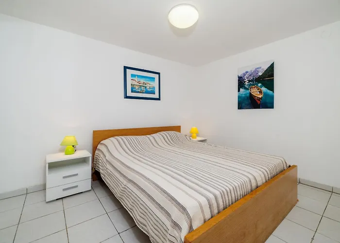 House Marija 아파트 *